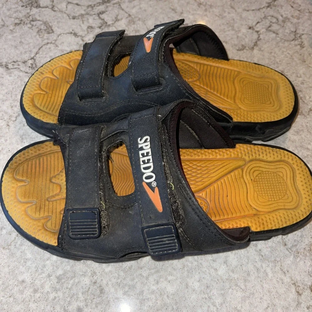 Speedo Black Yellow Boat Sandals Shoes Size L Leather Straps Comfort